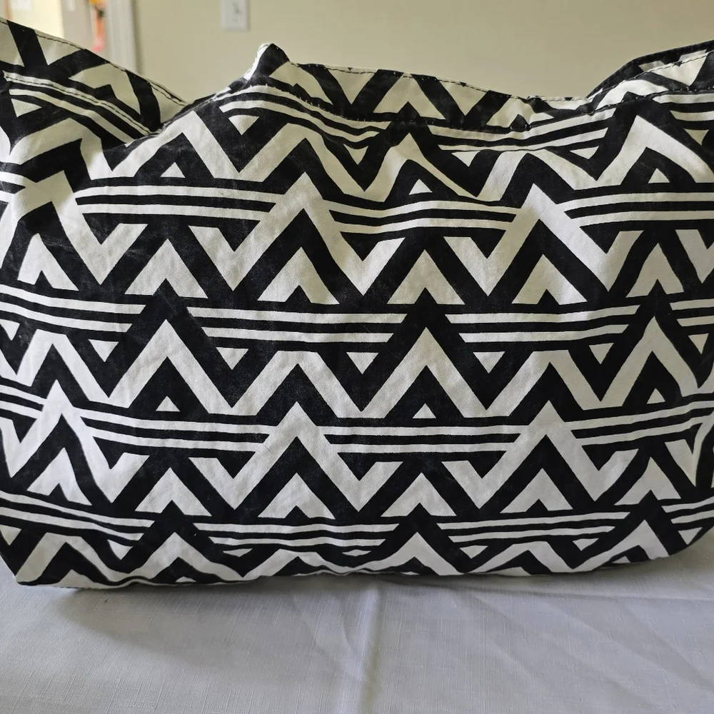 Victoria's Secret PINK Carryall Tote Black White Large Beach Bag Shoulder Purse
